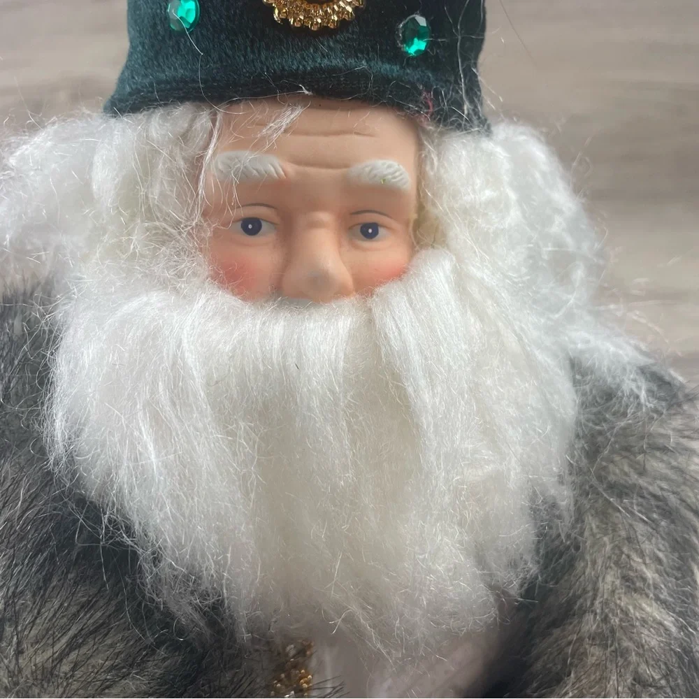 VNTG Russian-Style Santa Claus Father Christmas Doll Green Velvet Fur Trim 14”